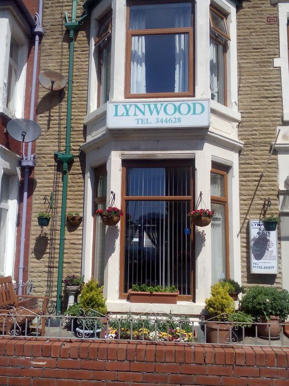 Lynwood Bed & Breakfast Блекпул Екстериор снимка